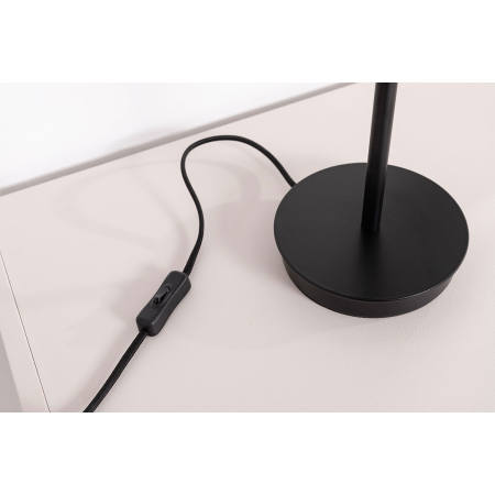 LÃMPARA SOBREMESA DINA. NEGRO MATE, INTERIOR DORADO.