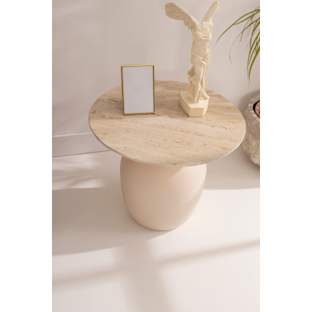 MESA AUXILIAR 50*50*42 CM. BASE METAL TONO MARFIL CON TAPA MARMOL TRAVERTINO