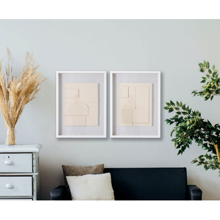 CUADRO VITRINA 60*80 CM,MARCO BLANCO Y ESCULTURA MADERA TALLADA BEIGE