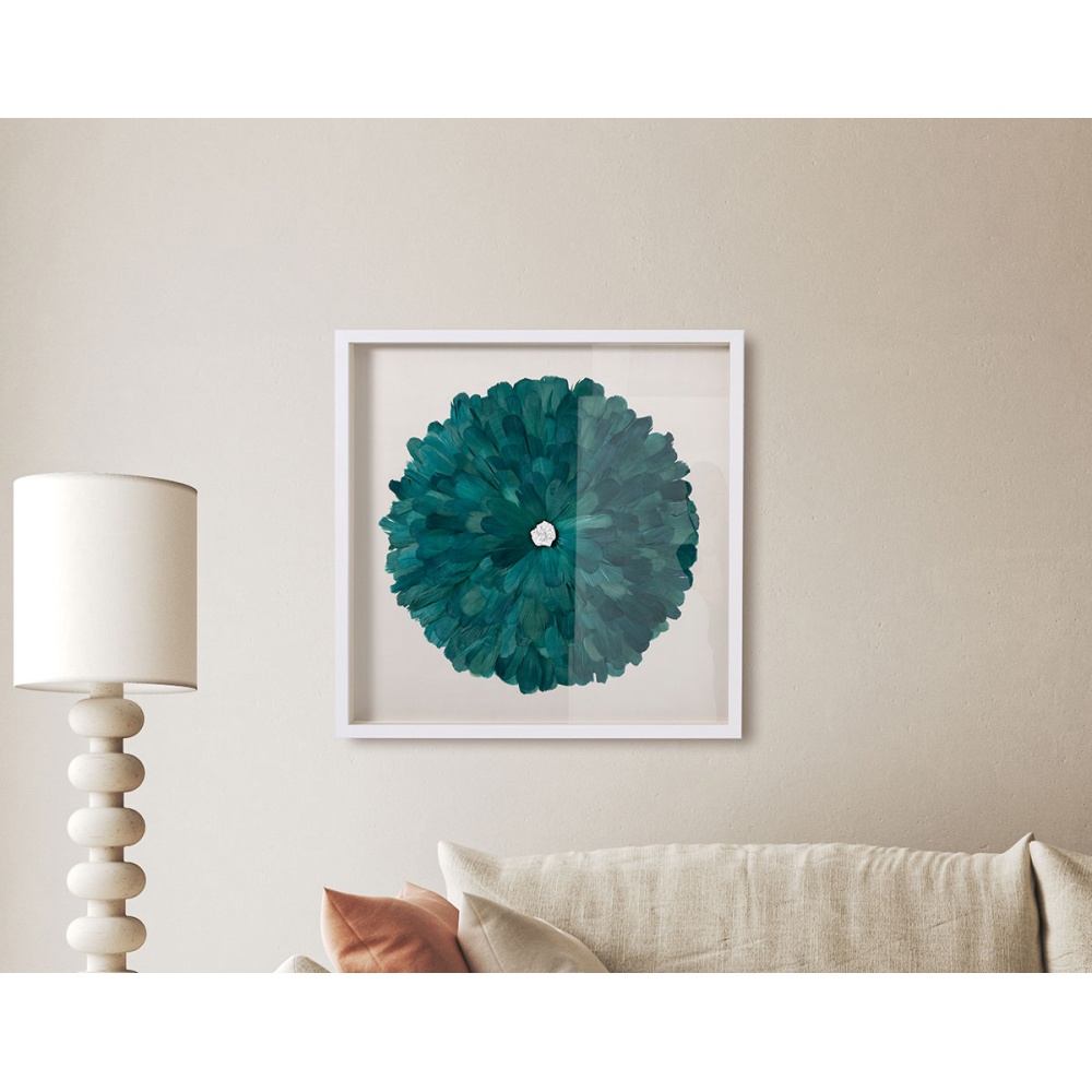 CUADRO VITRINA 80*80 CM, MARCO BLANCO CON PLUMAS AQUA Y PIEDRA