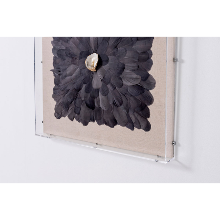 CUADRO VITRINA 60*60 CM, CAJA METRACRILATO, ESCULTURA PLUMAS NEGRAS CON PIEDRA CRISTAL