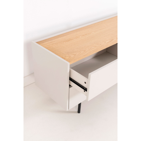 MUEBLE TV POL. 
LACADO GRIS PIEDRA Y CHAPA DE ROBLE. PATAS METAL
NEGRO