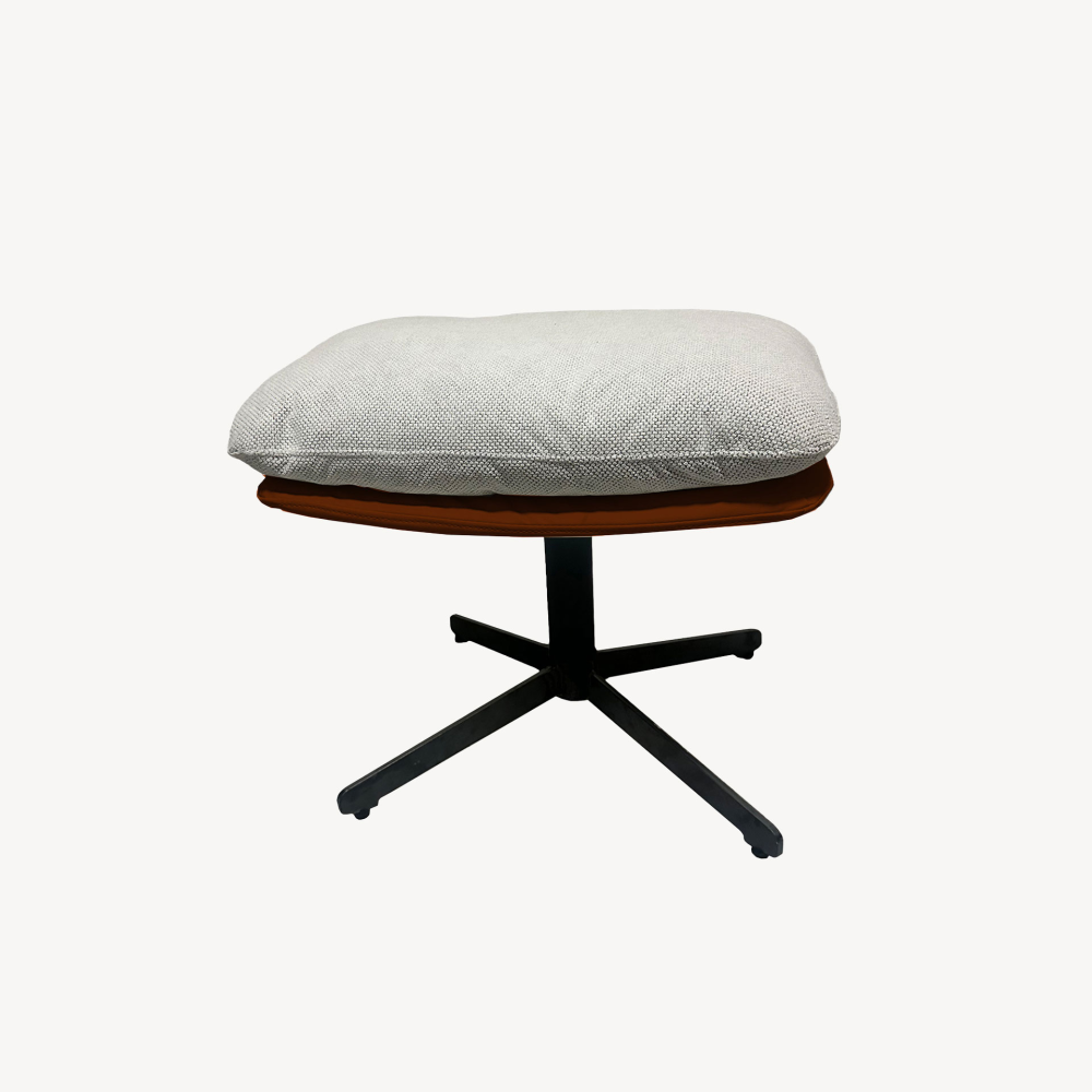 BANQUETA REPOSAPIES GIRATORIA 42*52*40 CM.TAPIZADO ROJO CALDERA (ANTIMANCHAS, IGNIFUGO, ANTIARAÑAZOS MASCOTAS)